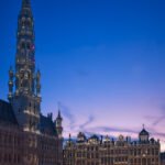 La Grand Place de Bruselas: Un Viaje a través de la Historia y la Arquitectura